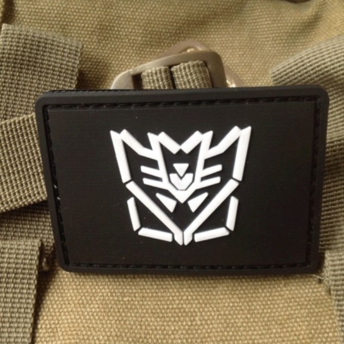 Evil Forces Decepticon Transformers PVC Velcro Patch Morale Badge - Click Image to Close